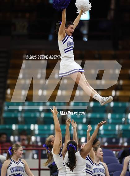 Thumbnail 3 in Denver East @ Grandview (CHSAA 6A Great 8) photogallery.
