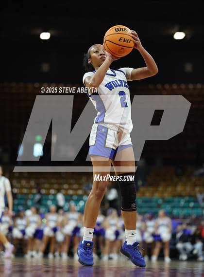 Thumbnail 3 in Denver East @ Grandview (CHSAA 6A Great 8) photogallery.