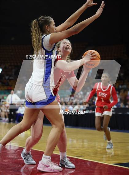 Thumbnail 2 in Denver East @ Grandview (CHSAA 6A Great 8) photogallery.