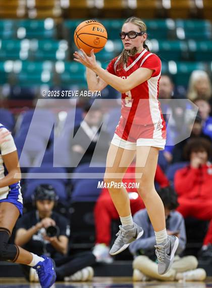 Thumbnail 3 in Denver East @ Grandview (CHSAA 6A Great 8) photogallery.
