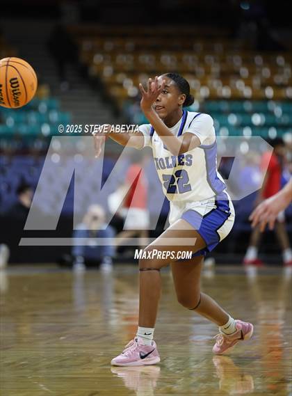 Thumbnail 2 in Denver East @ Grandview (CHSAA 6A Great 8) photogallery.