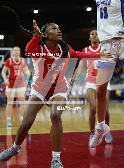 Thumbnail 3 in Denver East @ Grandview (CHSAA 6A Great 8) photogallery.