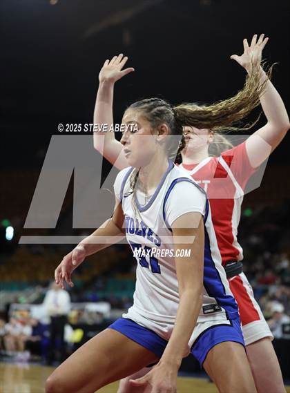 Thumbnail 3 in Denver East @ Grandview (CHSAA 6A Great 8) photogallery.