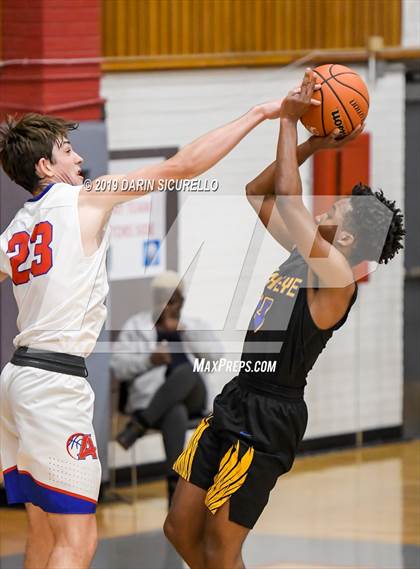 Thumbnail 2 in Buckeye vs. Arcadia (PUHSD Coyote Classic) photogallery.