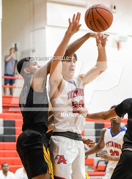 Thumbnail 1 in Buckeye vs. Arcadia (PUHSD Coyote Classic) photogallery.