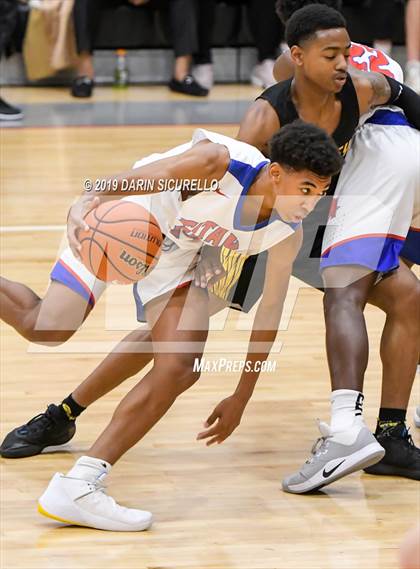 Thumbnail 1 in Buckeye vs. Arcadia (PUHSD Coyote Classic) photogallery.