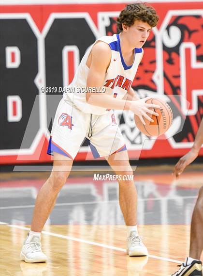 Thumbnail 1 in Buckeye vs. Arcadia (PUHSD Coyote Classic) photogallery.