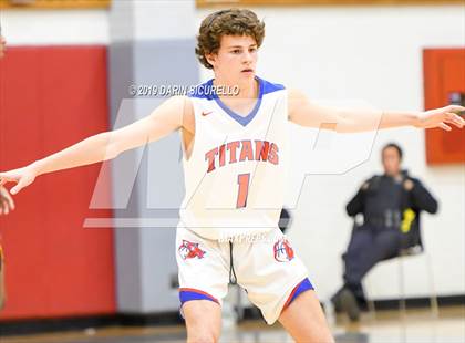 Thumbnail 3 in Buckeye vs. Arcadia (PUHSD Coyote Classic) photogallery.