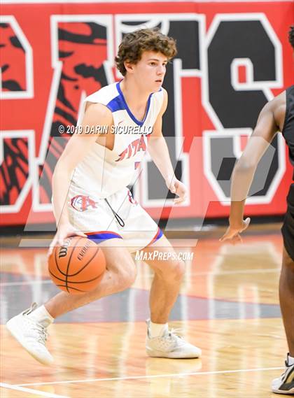 Thumbnail 2 in Buckeye vs. Arcadia (PUHSD Coyote Classic) photogallery.