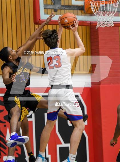 Thumbnail 3 in Buckeye vs. Arcadia (PUHSD Coyote Classic) photogallery.
