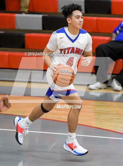 Thumbnail 2 in Buckeye vs. Arcadia (PUHSD Coyote Classic) photogallery.