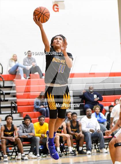 Thumbnail 3 in Buckeye vs. Arcadia (PUHSD Coyote Classic) photogallery.