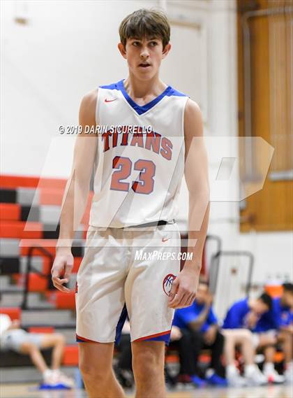 Thumbnail 2 in Buckeye vs. Arcadia (PUHSD Coyote Classic) photogallery.
