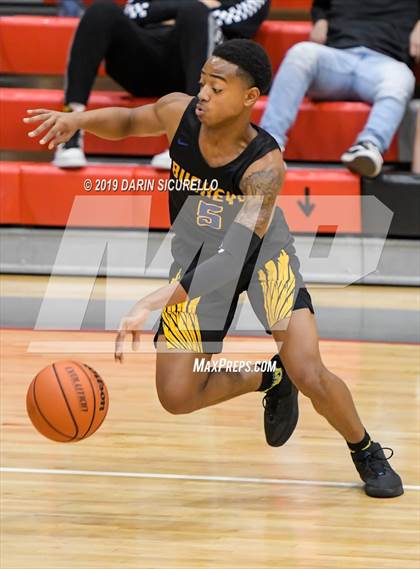 Thumbnail 2 in Buckeye vs. Arcadia (PUHSD Coyote Classic) photogallery.