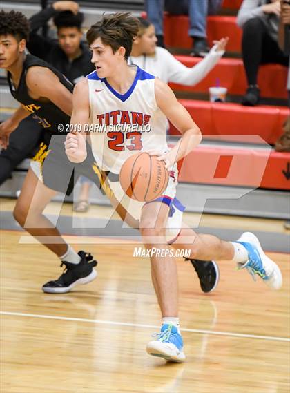 Thumbnail 1 in Buckeye vs. Arcadia (PUHSD Coyote Classic) photogallery.