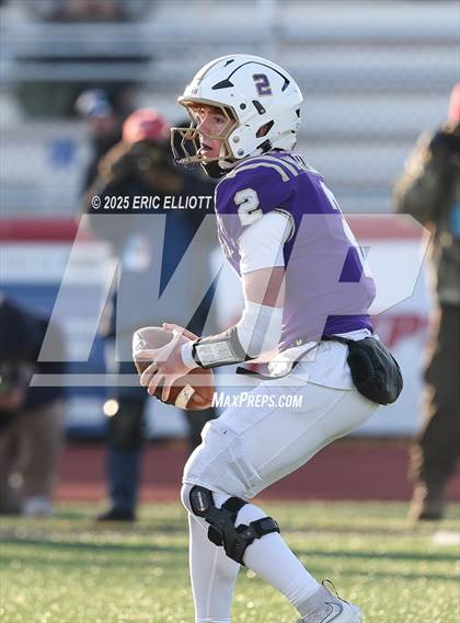 Thumbnail 3 in Clairton vs Bishop Guilfoyle (PIAA 1A Final) photogallery.