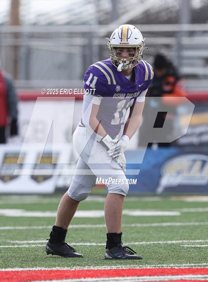 Thumbnail 2 in Clairton vs Bishop Guilfoyle (PIAA 1A Final) photogallery.