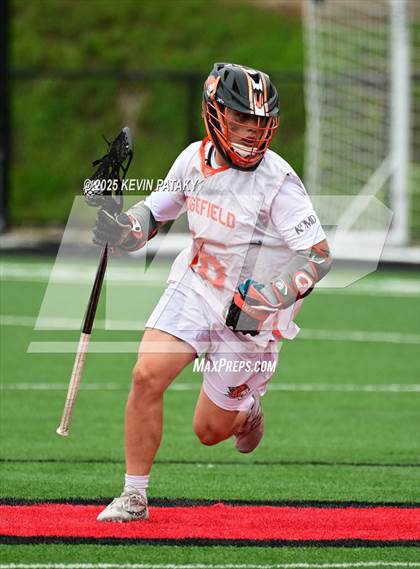 Thumbnail 2 in Staples vs. Ridgefield (CIAC Class LL Semifinal) photogallery.