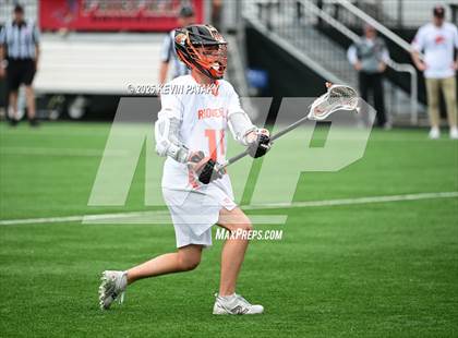 Thumbnail 3 in Staples vs. Ridgefield (CIAC Class LL Semifinal) photogallery.