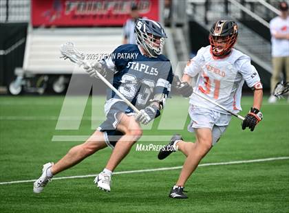 Thumbnail 2 in Staples vs. Ridgefield (CIAC Class LL Semifinal) photogallery.