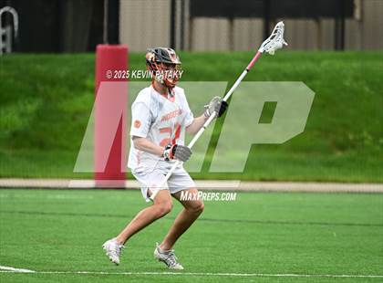 Thumbnail 2 in Staples vs. Ridgefield (CIAC Class LL Semifinal) photogallery.