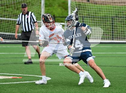 Thumbnail 3 in Staples vs. Ridgefield (CIAC Class LL Semifinal) photogallery.
