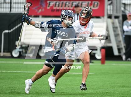 Thumbnail 2 in Staples vs. Ridgefield (CIAC Class LL Semifinal) photogallery.
