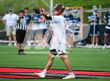 Thumbnail 2 in Staples vs. Ridgefield (CIAC Class LL Semifinal) photogallery.