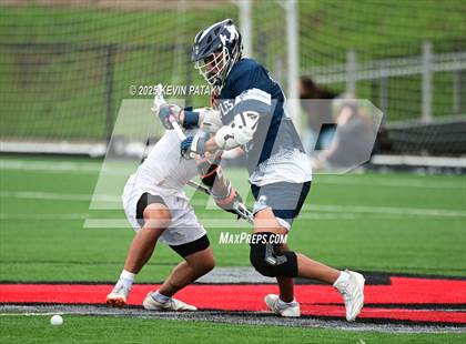 Thumbnail 2 in Staples vs. Ridgefield (CIAC Class LL Semifinal) photogallery.