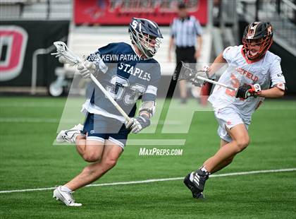 Thumbnail 3 in Staples vs. Ridgefield (CIAC Class LL Semifinal) photogallery.