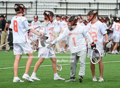 Thumbnail 2 in Staples vs. Ridgefield (CIAC Class LL Semifinal) photogallery.