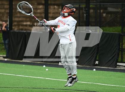 Thumbnail 3 in Staples vs. Ridgefield (CIAC Class LL Semifinal) photogallery.