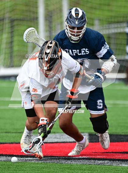 Thumbnail 3 in Staples vs. Ridgefield (CIAC Class LL Semifinal) photogallery.