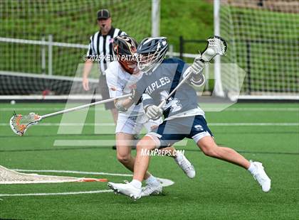 Thumbnail 2 in Staples vs. Ridgefield (CIAC Class LL Semifinal) photogallery.