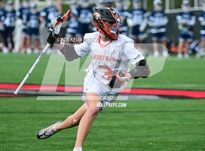 Thumbnail 2 in Staples vs. Ridgefield (CIAC Class LL Semifinal) photogallery.