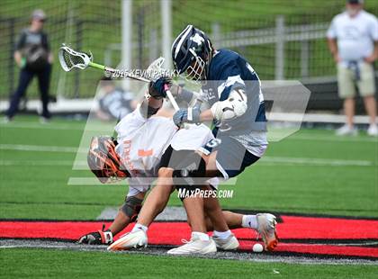 Thumbnail 2 in Staples vs. Ridgefield (CIAC Class LL Semifinal) photogallery.