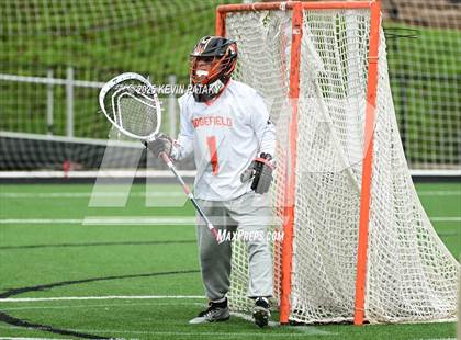 Thumbnail 2 in Staples vs. Ridgefield (CIAC Class LL Semifinal) photogallery.