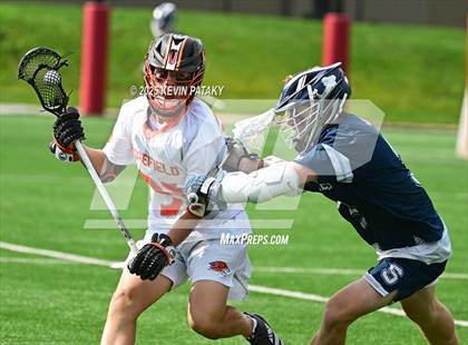Thumbnail 1 in Staples vs. Ridgefield (CIAC Class LL Semifinal) photogallery.