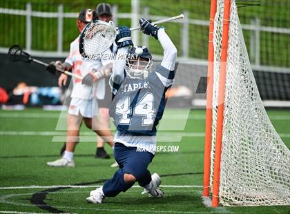 Thumbnail 2 in Staples vs. Ridgefield (CIAC Class LL Semifinal) photogallery.