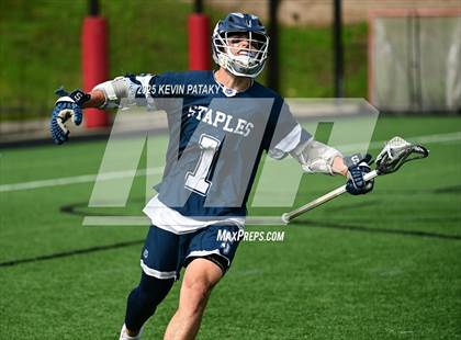 Thumbnail 3 in Staples vs. Ridgefield (CIAC Class LL Semifinal) photogallery.