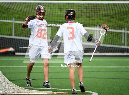 Thumbnail 2 in Staples vs. Ridgefield (CIAC Class LL Semifinal) photogallery.