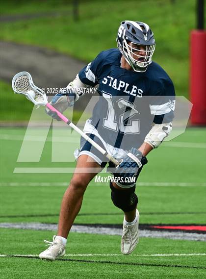Thumbnail 3 in Staples vs. Ridgefield (CIAC Class LL Semifinal) photogallery.