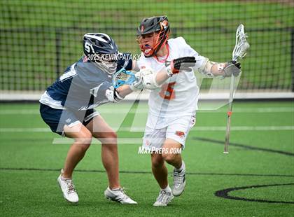Thumbnail 2 in Staples vs. Ridgefield (CIAC Class LL Semifinal) photogallery.