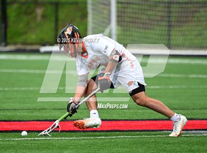 Thumbnail 2 in Staples vs. Ridgefield (CIAC Class LL Semifinal) photogallery.