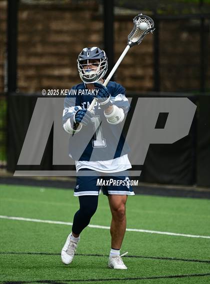 Thumbnail 1 in Staples vs. Ridgefield (CIAC Class LL Semifinal) photogallery.