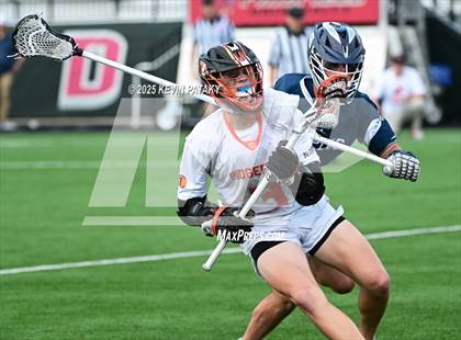 Thumbnail 2 in Staples vs. Ridgefield (CIAC Class LL Semifinal) photogallery.