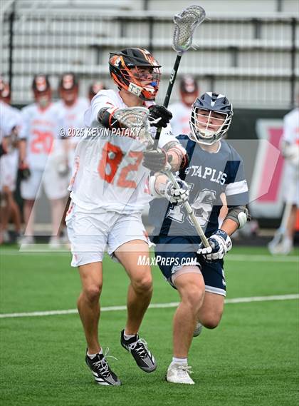 Thumbnail 3 in Staples vs. Ridgefield (CIAC Class LL Semifinal) photogallery.