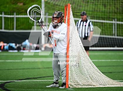 Thumbnail 2 in Staples vs. Ridgefield (CIAC Class LL Semifinal) photogallery.
