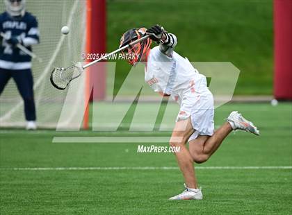 Thumbnail 3 in Staples vs. Ridgefield (CIAC Class LL Semifinal) photogallery.