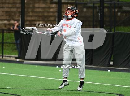 Thumbnail 2 in Staples vs. Ridgefield (CIAC Class LL Semifinal) photogallery.